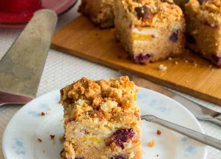 Blackberry Nectarine Crumb Cake Recipe