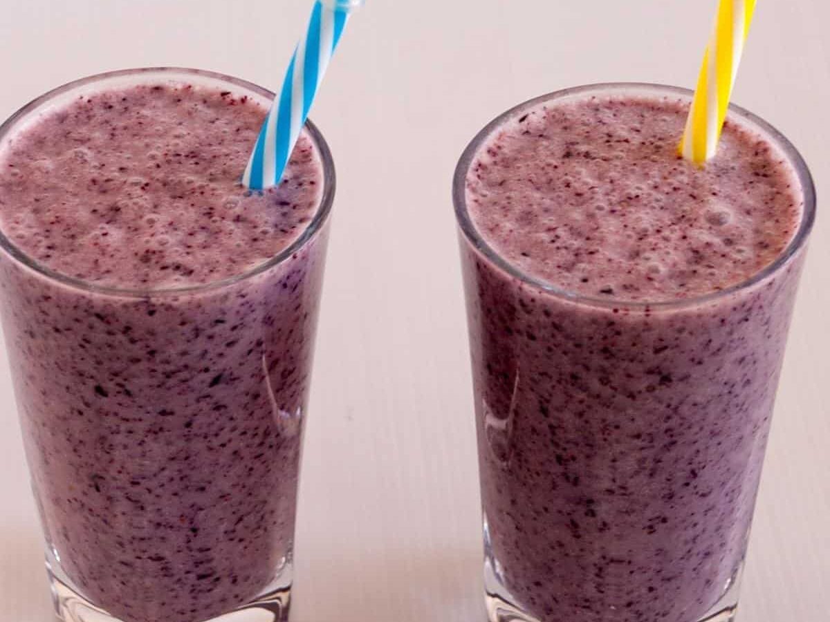 Blueberry Banana Smoothie