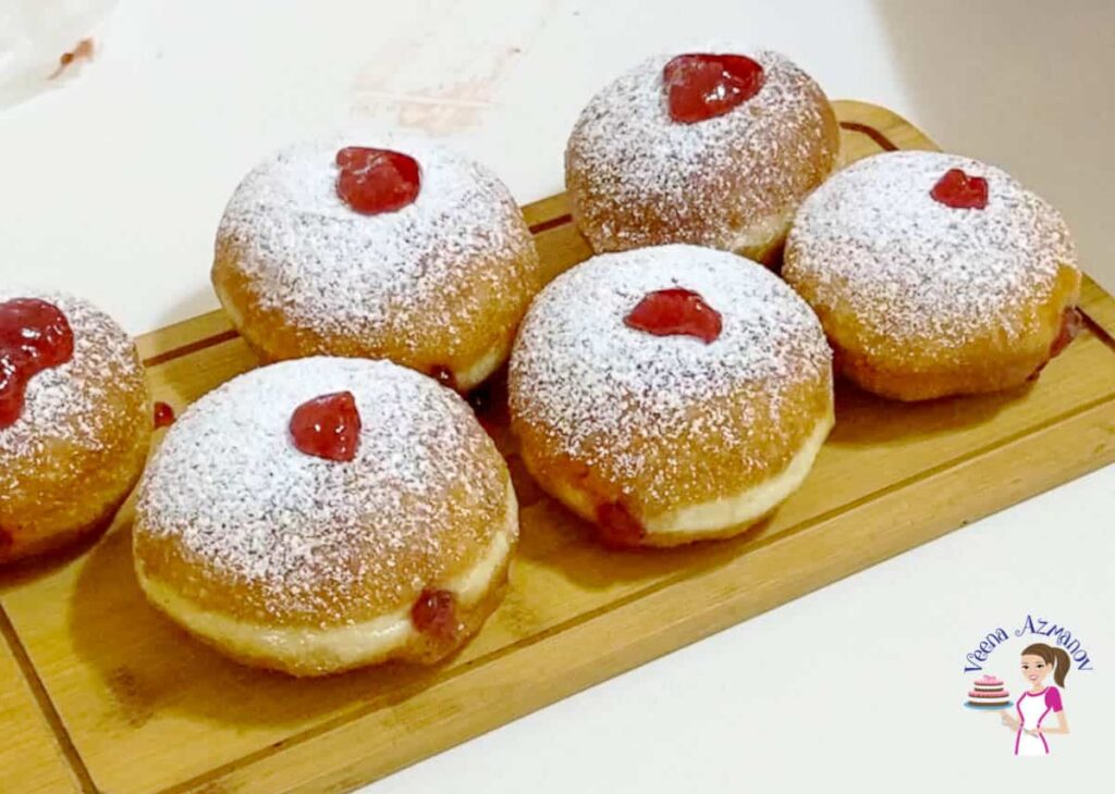 Bánh Donut Nhân Mứt Trái Cây Classic Jelly Donuts – Mềm Xốp Ngọt Ngào