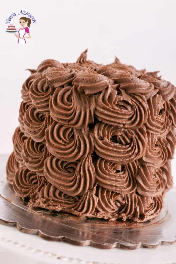 Dark Nutella Buttercream Frosting