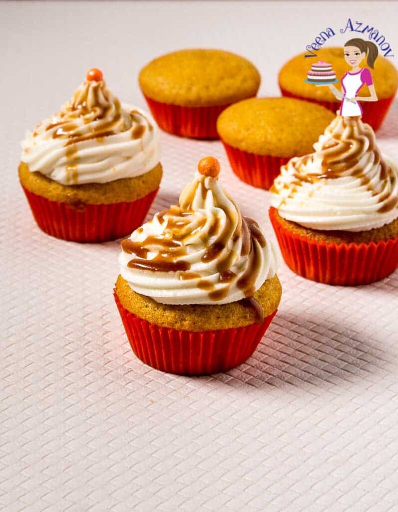 Easy Pumpkin Cupcakes with Cream Cheese Frosting