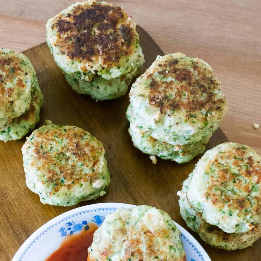 Chả Cá Áp Chảo Kiểu Âu Fish Cakes – Giòn Vỏ Ngọt Thịt Thơm Thảo Mộc