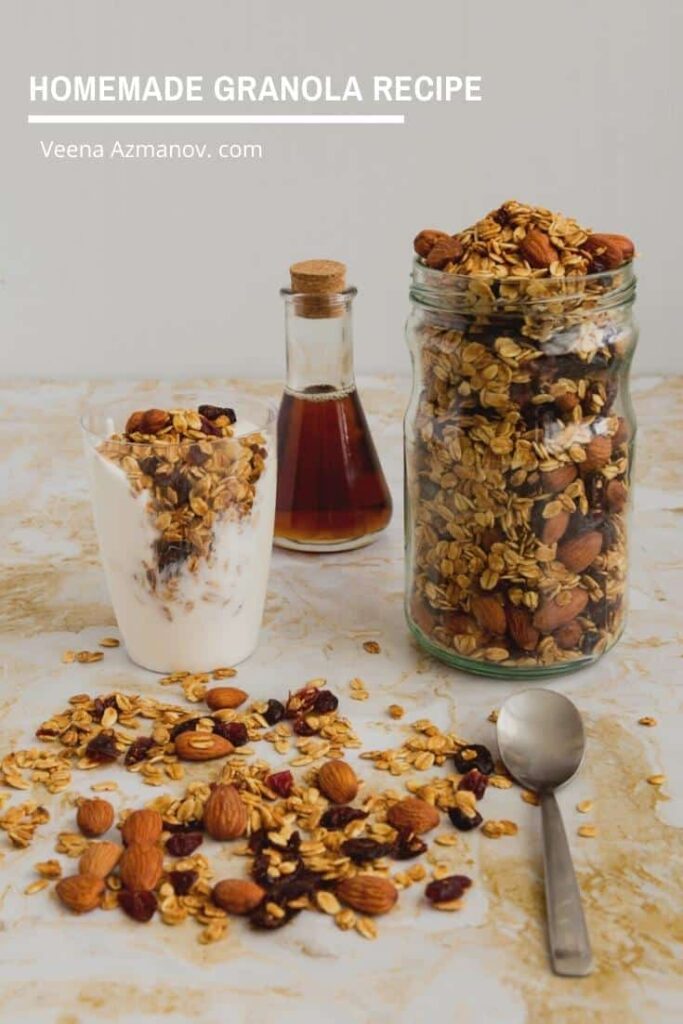 Granola Yến Mạch Hạnh Nhân & Nam Việt Quất – Giòn Rụm Chua Ngọt
