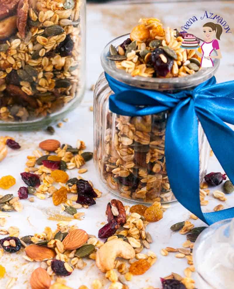 Homemade Fruit and Nut Granola