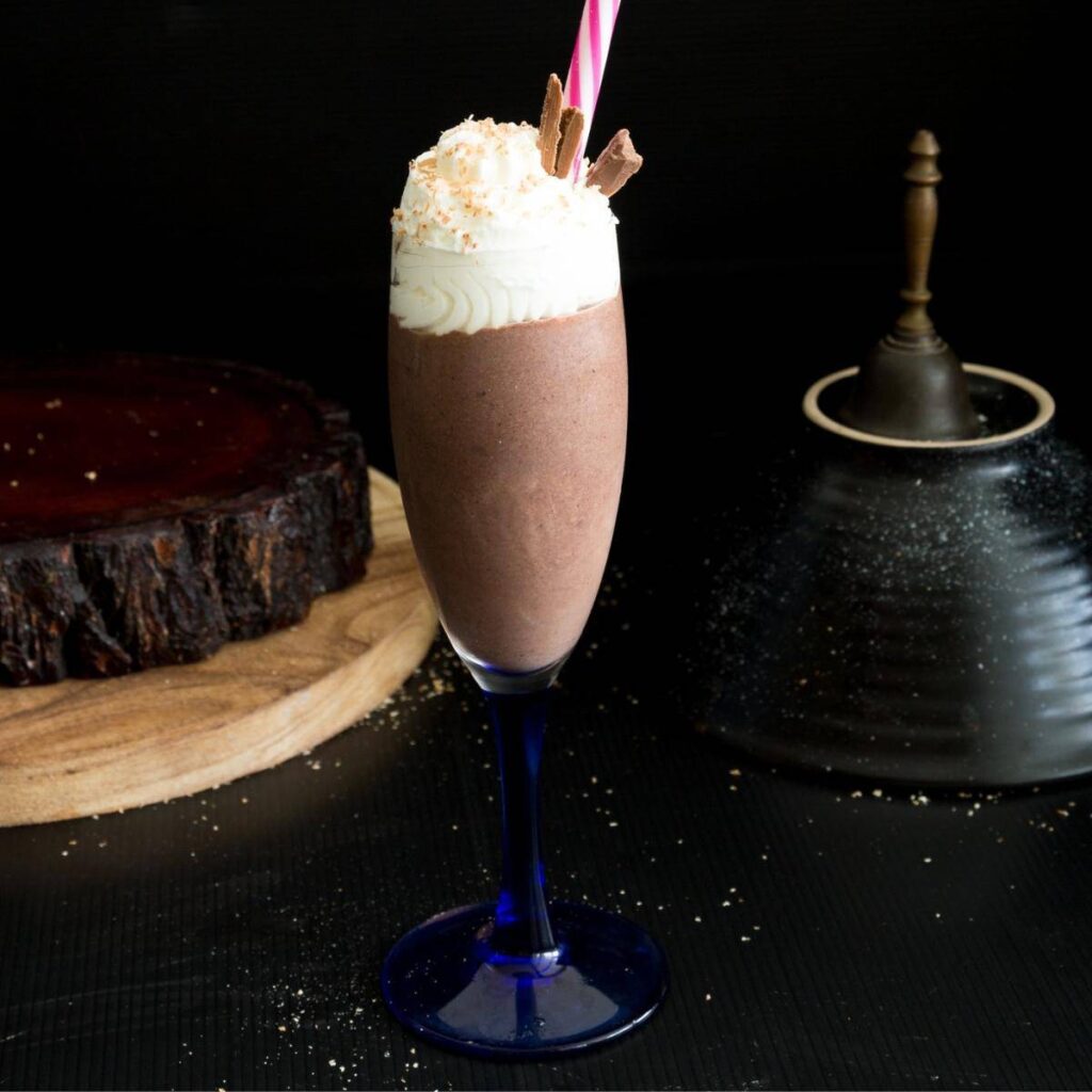Thức Uống Trứng Rượu Sô-Cô-La Nóng Hot Cocoa Eggnog – Thơm Ấm Béo