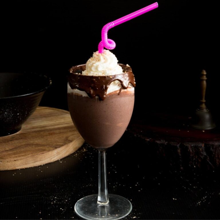 Thức Uống Trứng Rượu Sô-Cô-La Rich Chocolate Eggnog – Đậm Đà Béo Mượt