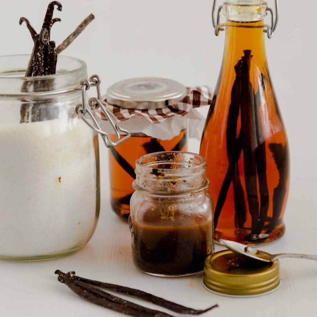 Homemade Vanilla Extract