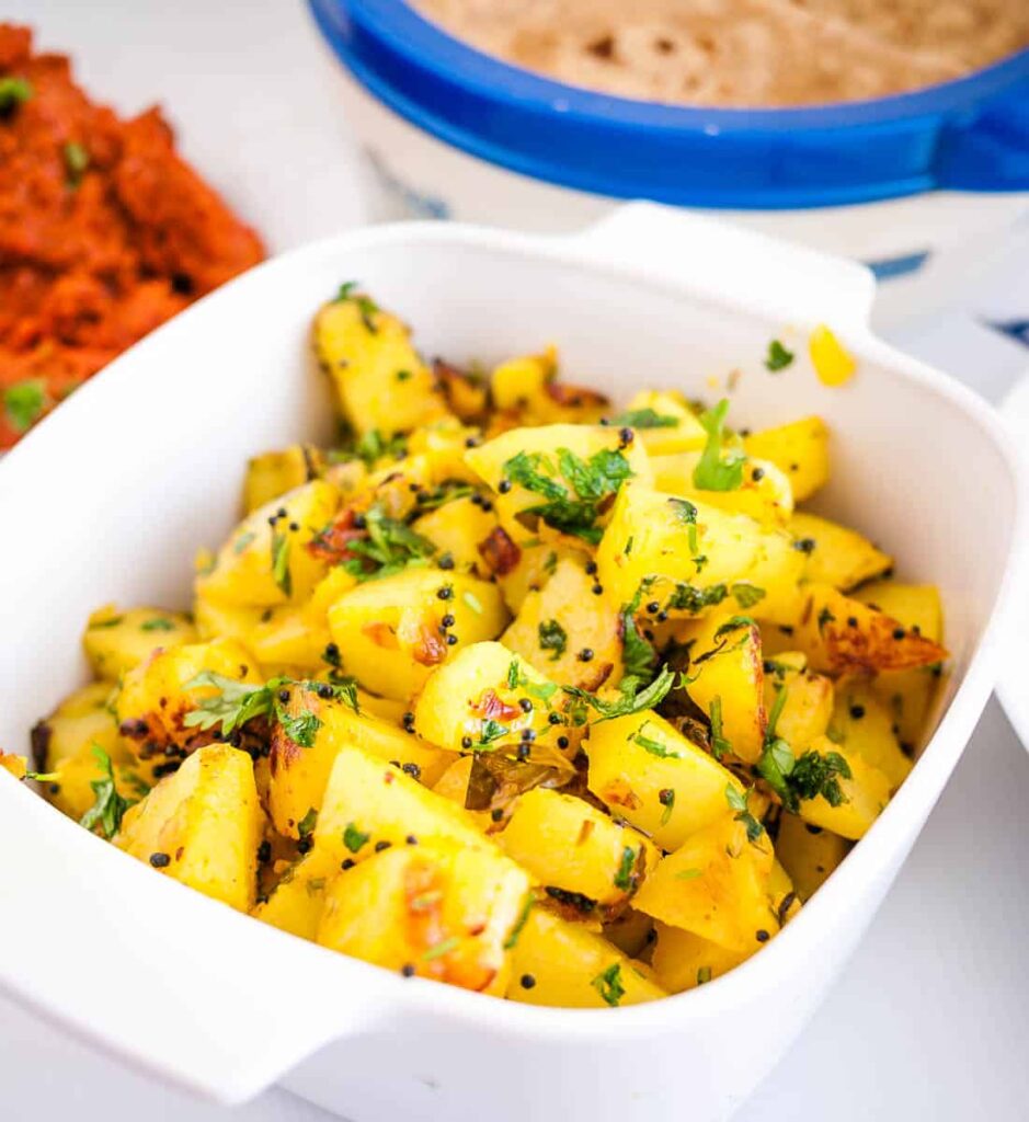 Khoai Tây Xào Gia Vị Ấn Độ Bombay Potatoes – Giòn Thơm Đậm Đà