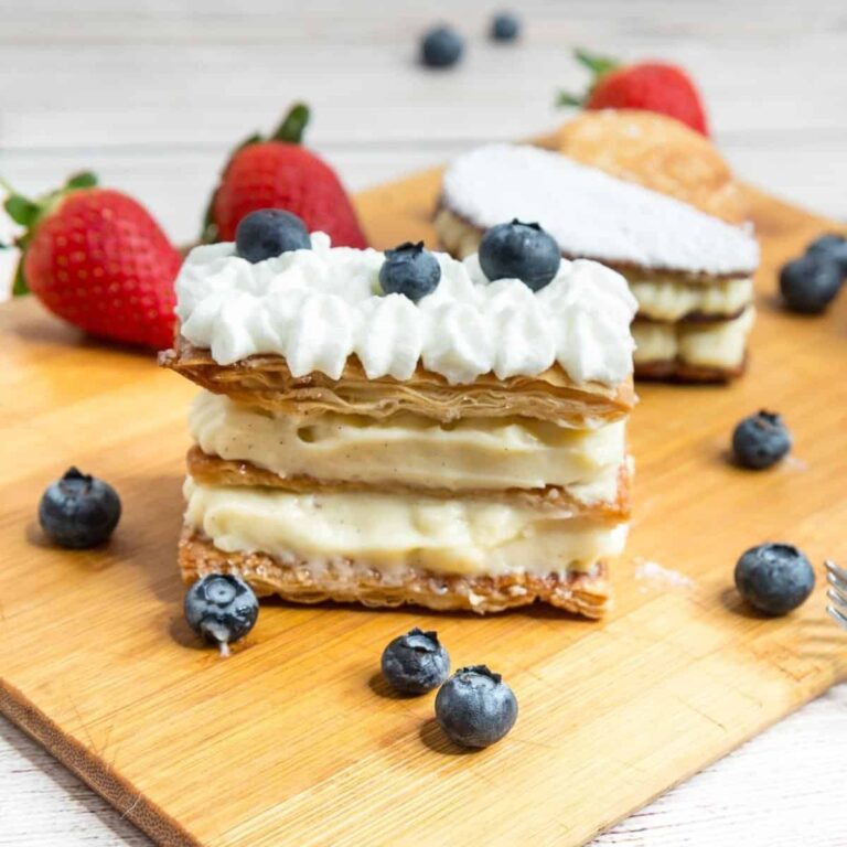 Bánh Ngàn Lớp Kem Custard Pháp Mille Feuille Napoleon – Giòn Tan