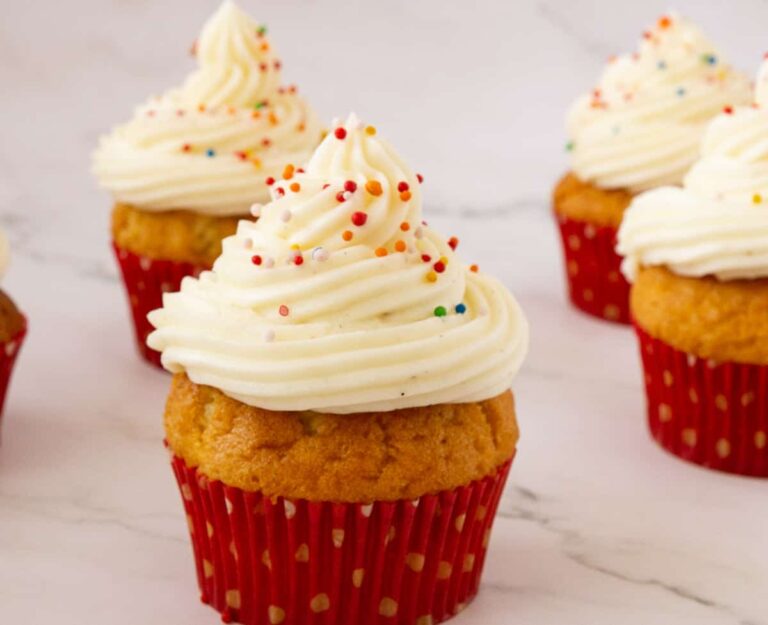 Bánh Cupcake Vani 1 Tô Đơn Giản One Bowl Vanilla Cupcakes – Mềm Xốp