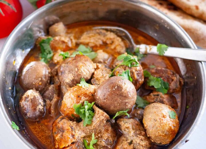 Mushroom Masala Restaurant Style
