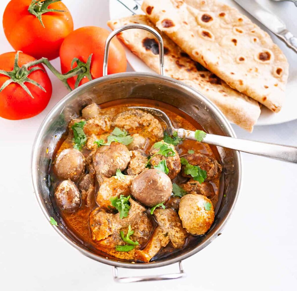 Mushroom Masala Restaurant Style