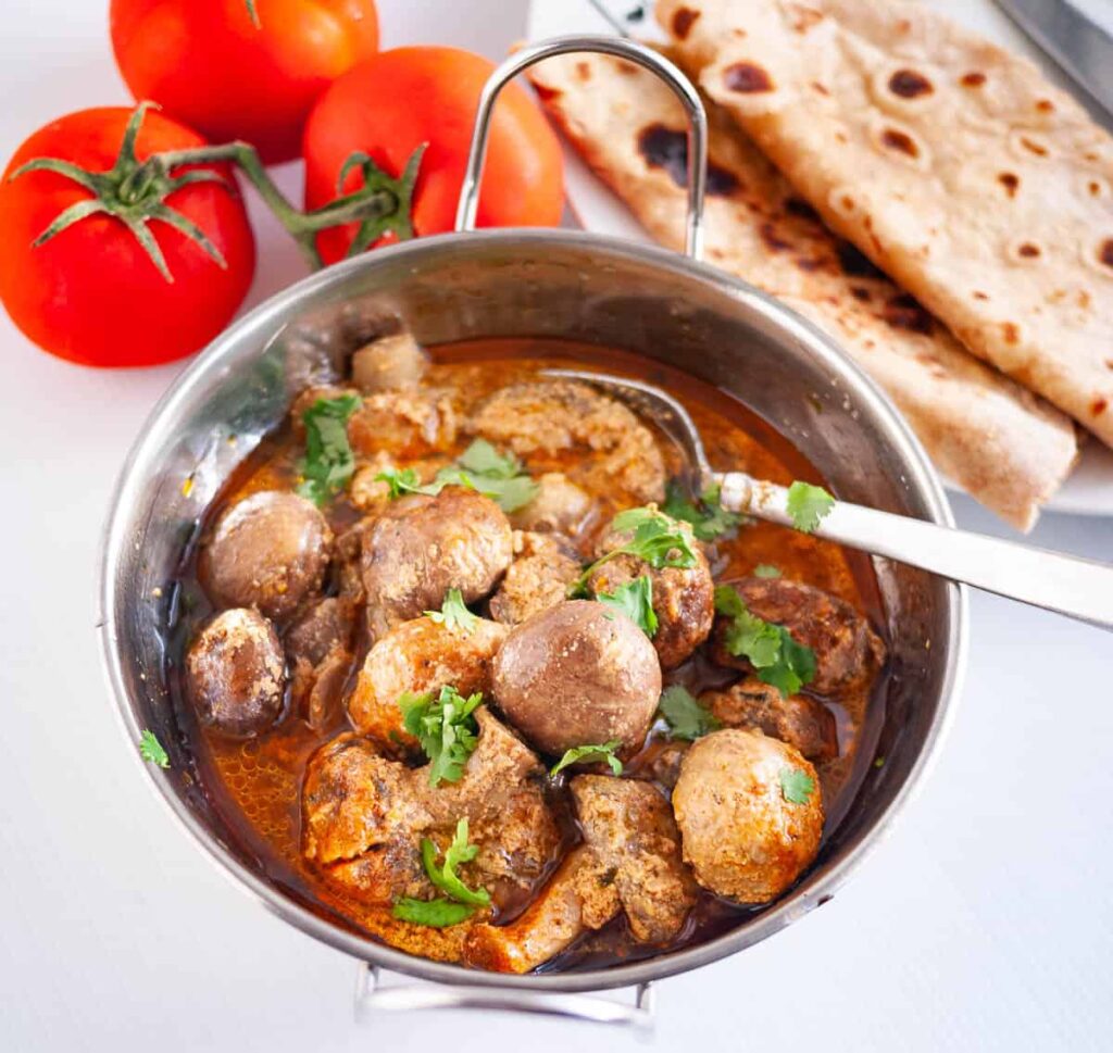 Mushroom Masala Restaurant Style