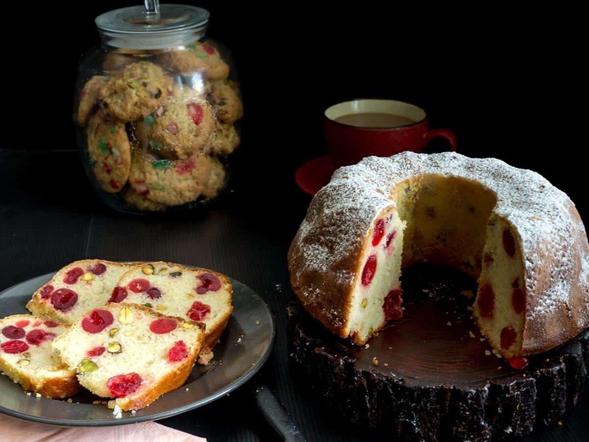 Pistachio Cherry Fruitcake