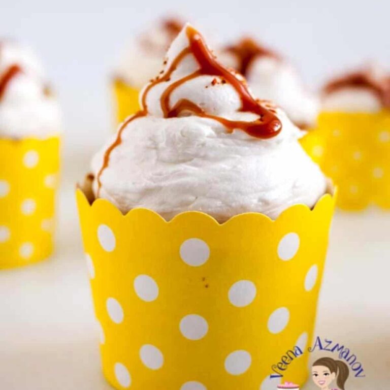Bánh Cupcake Bí Đỏ Táo Nướng Thơm Quế Pumpkin Spice Apple Cupcakes – Xốp