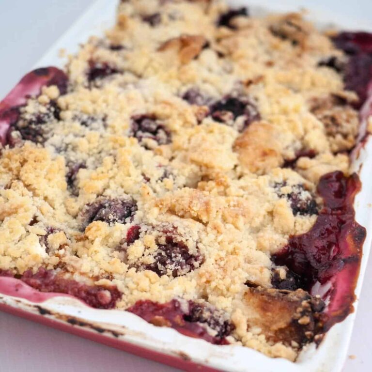 Bánh Đào Mâm Xôi Phủ Vụn Bơ Raspberry Peach Crumble – Giòn Chua Ngọt