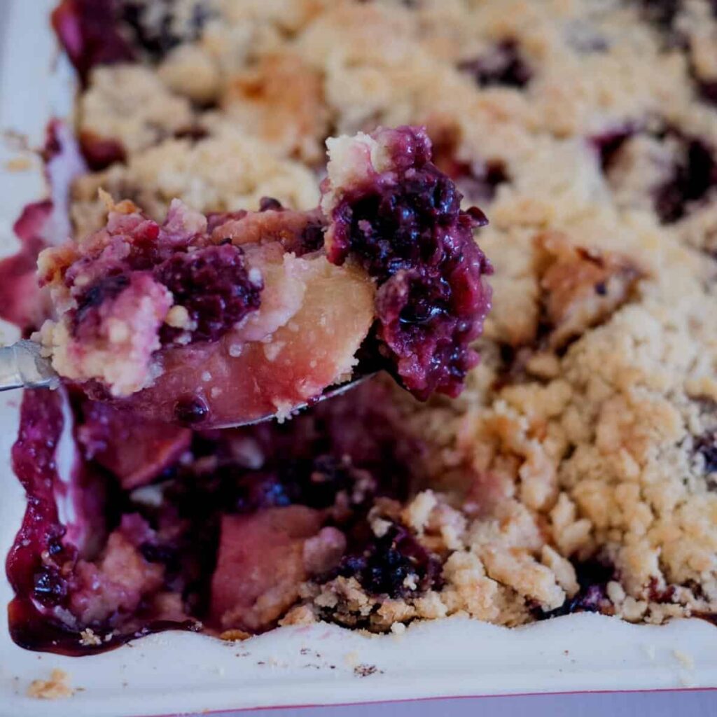 Raspberry Peach Crumble
