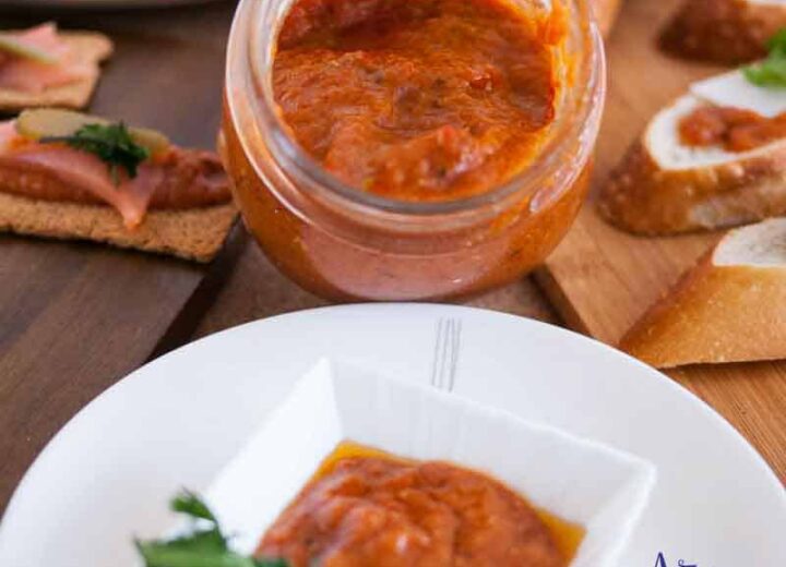 Roasted Red Pepper Garlic Tapenade