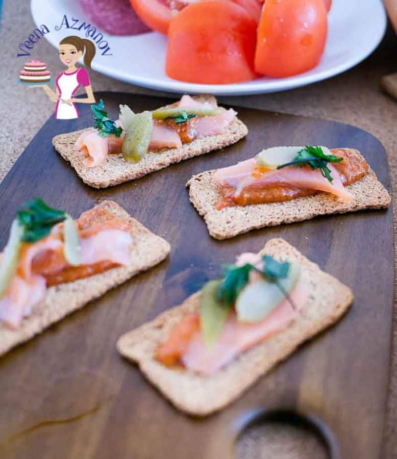 Roasted Red Pepper Garlic Tapenade