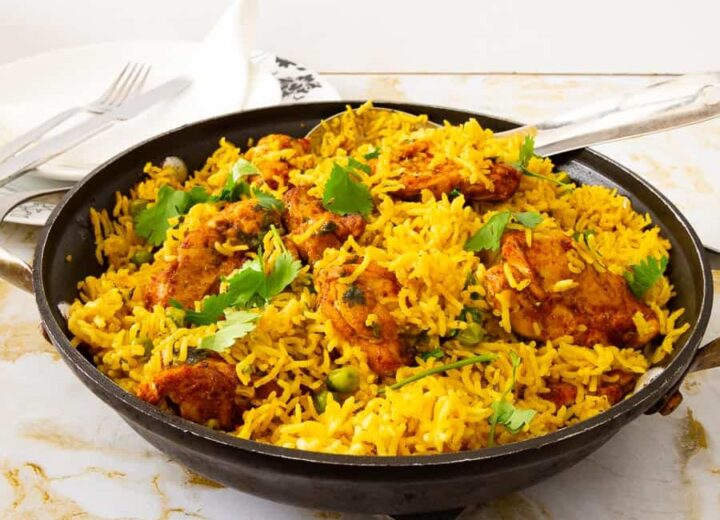 Turmeric Rice with Chicken and Peas